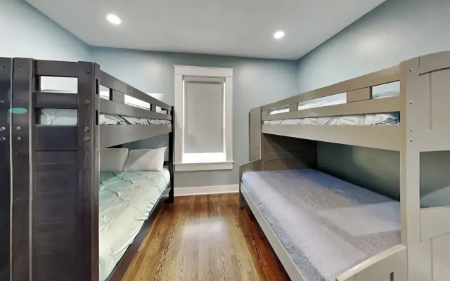 Blue Lagoon by Ryson Vacation Rentals