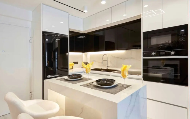 Kallimarmaro M M Smart Suite by Superhost Hub