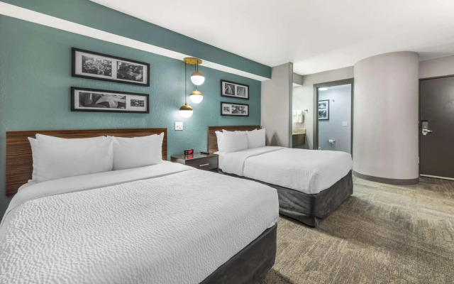 Sleep Inn Miami International Airport