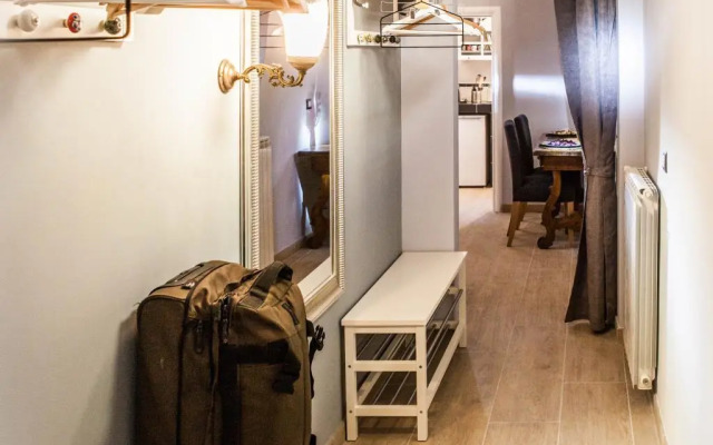 House and the City - via Stefano Porcari 4