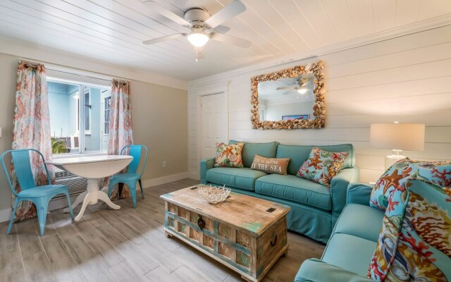 Spoonbill Suite at Driftwood #6