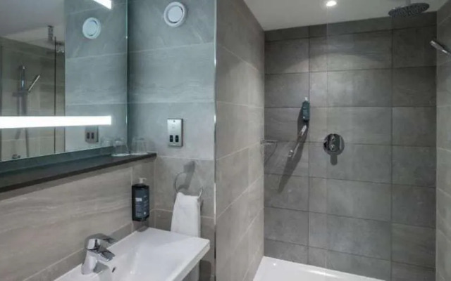 Maldron Hotel Liverpool City