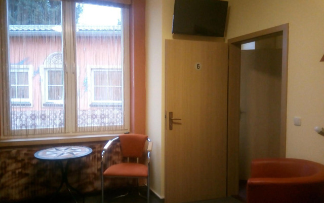 1 Ferienwohnung & 6 Gästezimmer