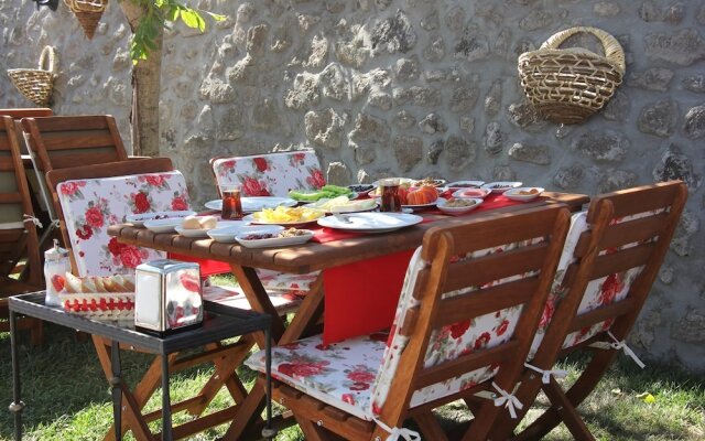 Assos Mia Otel