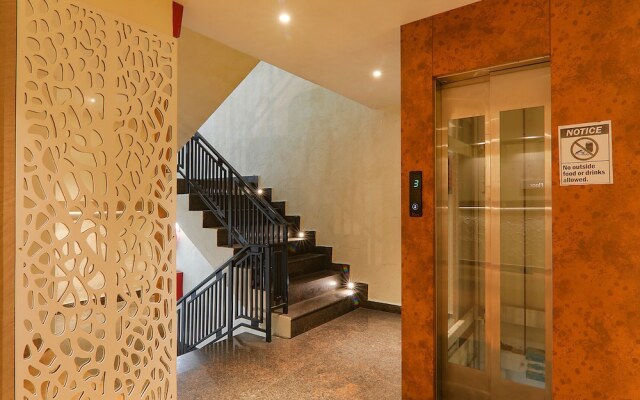 FabHotel Geetraj Palace