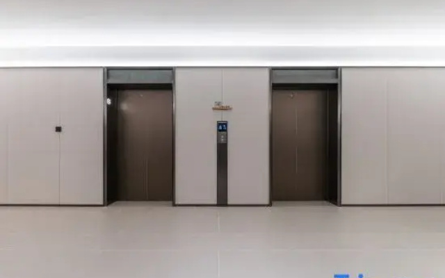 JI Hotel Shenzhen Yantian Road Subway Station Hotel