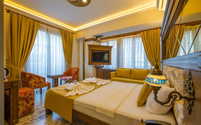 Reis Royal Hotel