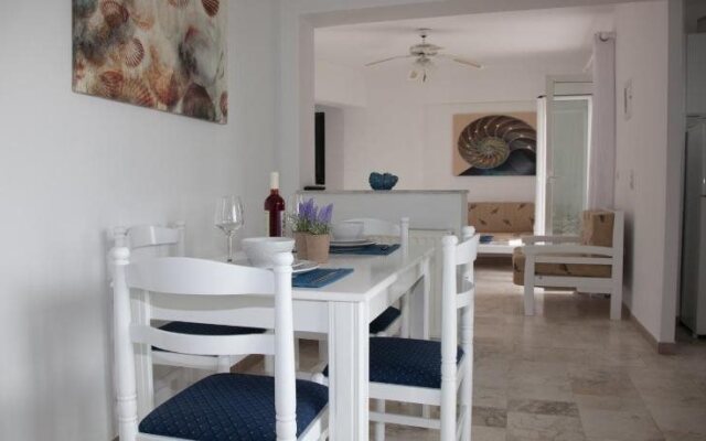 Cavaliere Houses