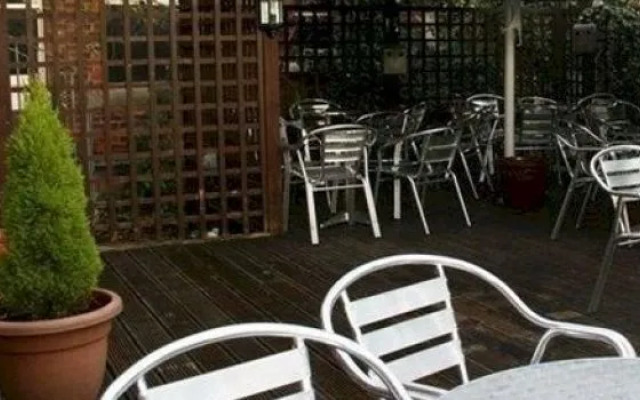 Dukeries Lodge Hotel
