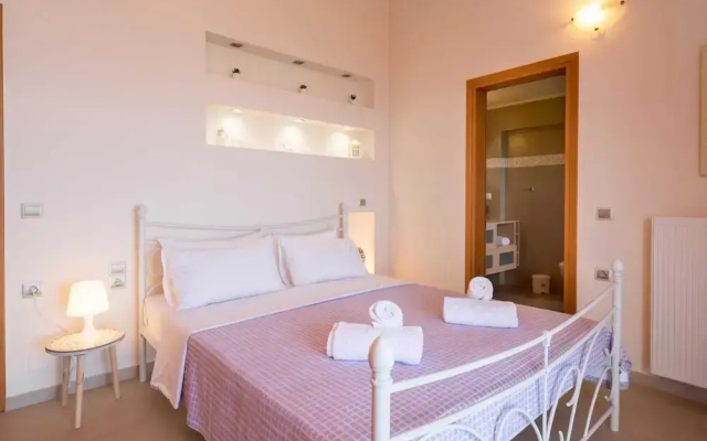 Villa Near Seaside Village With Pool