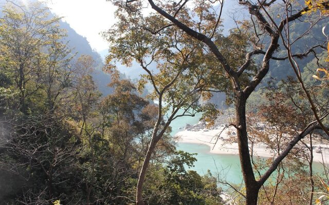 Neemranas Glasshouse on The Ganges