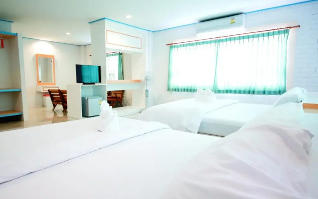 Prachuap Saam Ao Hotel