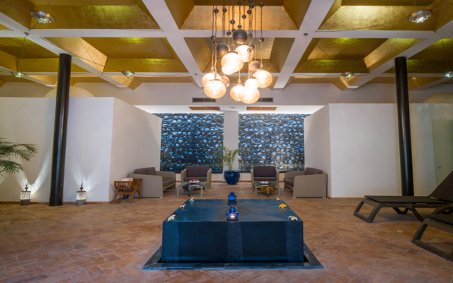Fort Arabesque Resort, Spa & Villas