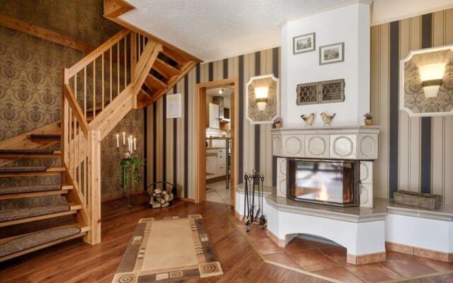 Am Rotdorn Modern Retreat