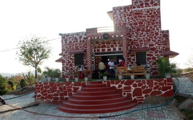 Hariyav Garh Resort