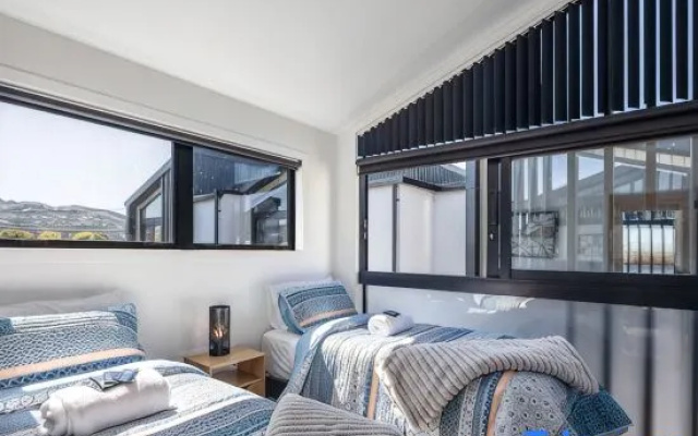 Dreamcatcher Cottage - 2-BR Mystic Moonrise – Guest Rooms – Wellington