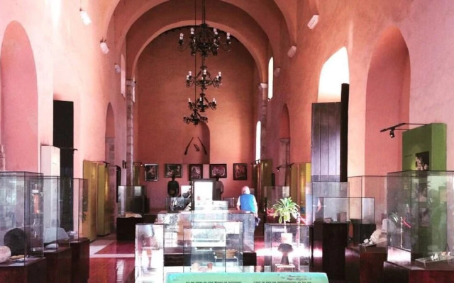 Hostal Tunich Naj & Hotel