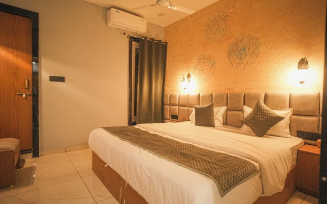 Bhopal Inn by Ten On Ten Stays