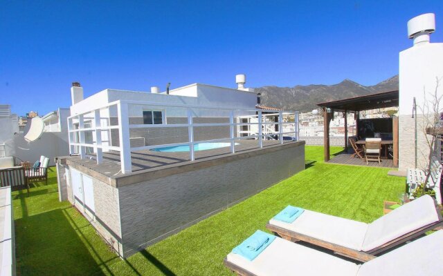 1149 Unique Beachfront Penthouse 400M2 Marbella Center