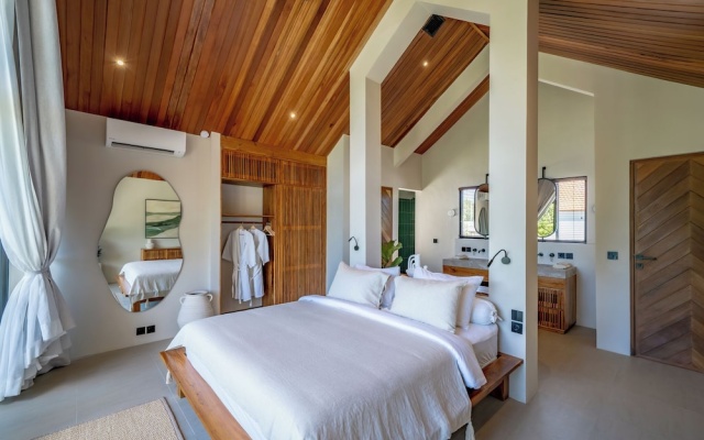 Villa Enola Uluwatu – Guest Rooms – Pecatu
