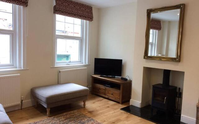 Brockenhurst Apartments