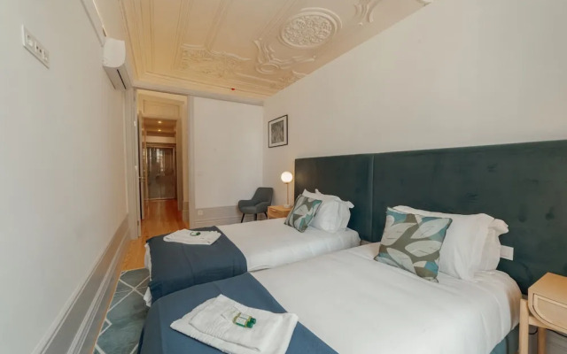 Heart OF Porto Apartment A by Vacationy