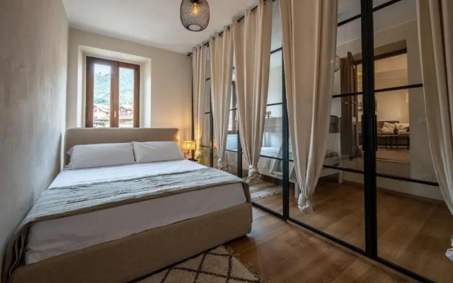 Modern apartment in Gravedona - Larihome A14