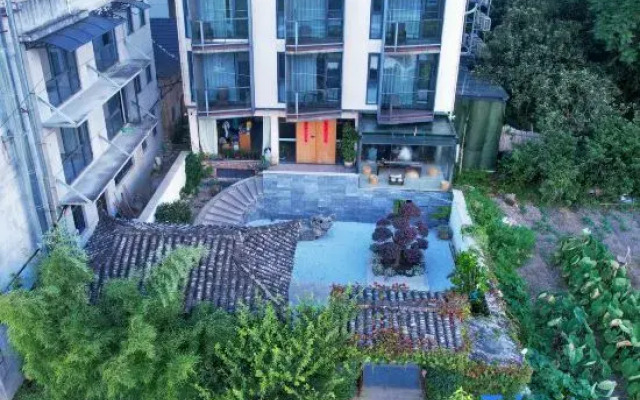 Jinyun Qiushan Banshe (Xiandu Scenic Spot)