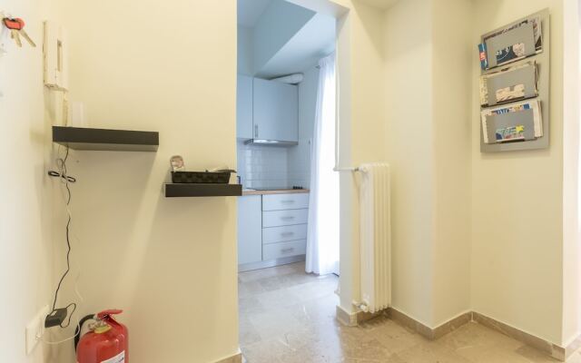 Cozy Flat with Terrace & Patio near Lycabettus