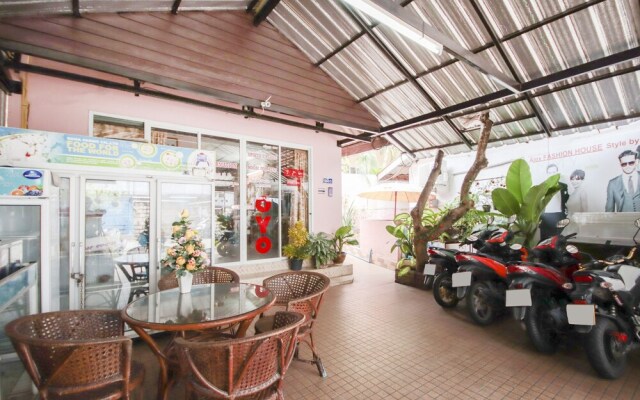 Oyo 888 Apinyas Place Karon