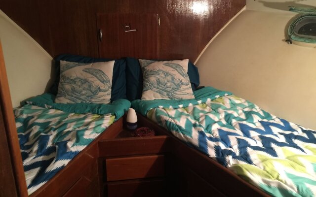 Classic Yacht Rentals at FloraBama