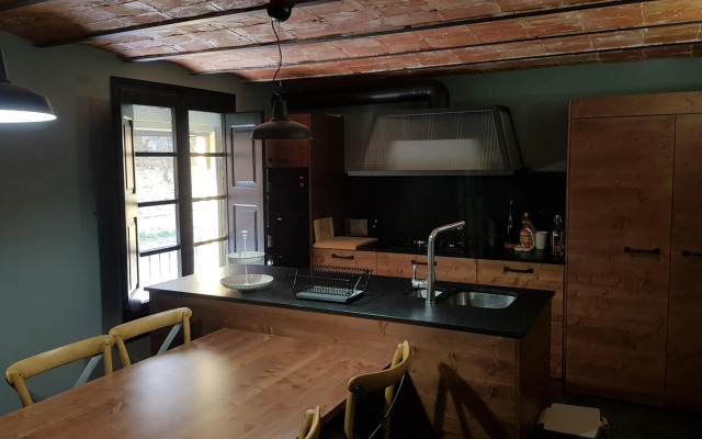 Amaroq Explorers BaseCamp