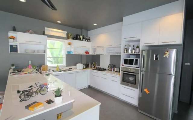 Pearl villa