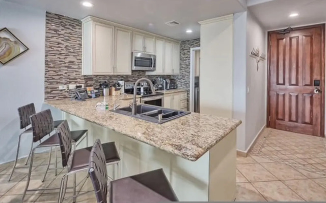 Topaz 1103 in Puerto Pe Asco