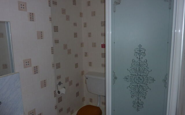 Willows Guest House