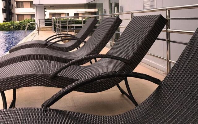 Luxury Scandinavian Studio @ The Pearl Place