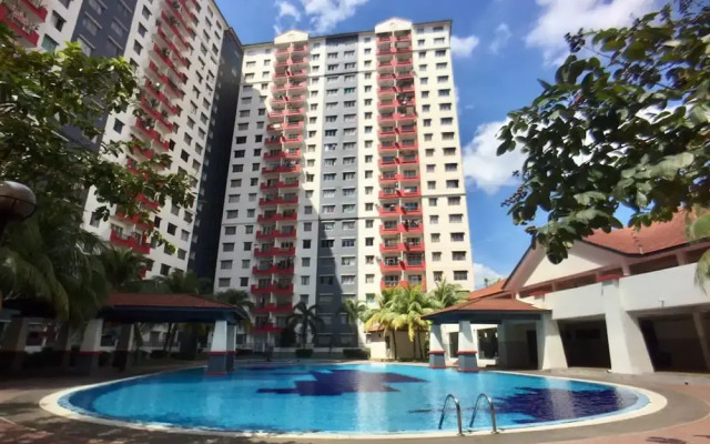 1 Room Apartment Vista Pinggiran- Equine