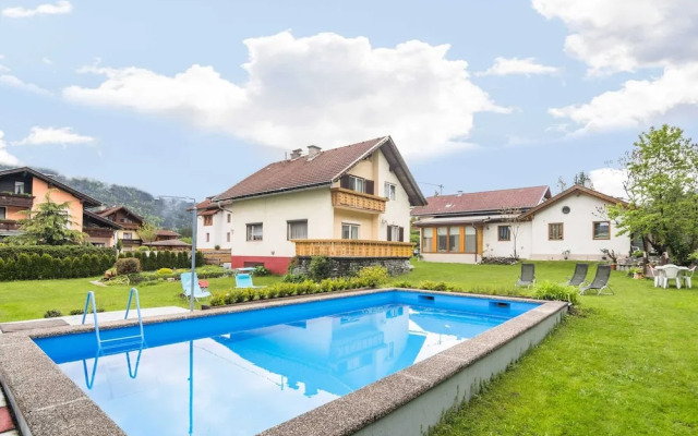 Beautiful Apartment With Swimming Pool