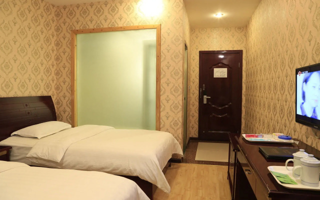 Mount Emei Happy Hotel