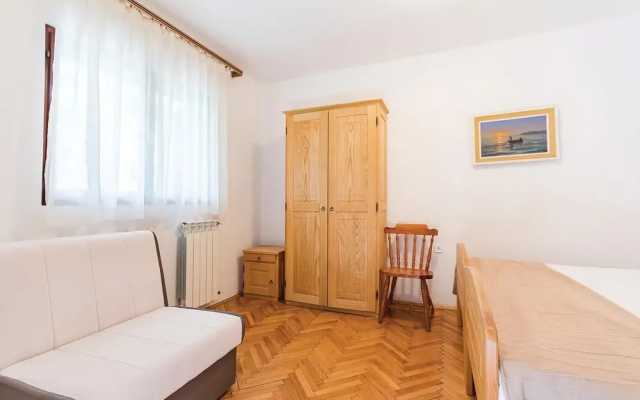 Nice Home in Pula With Wifi and 2 Bedrooms