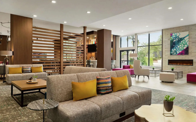 Hilton Garden Inn Seattle Airport