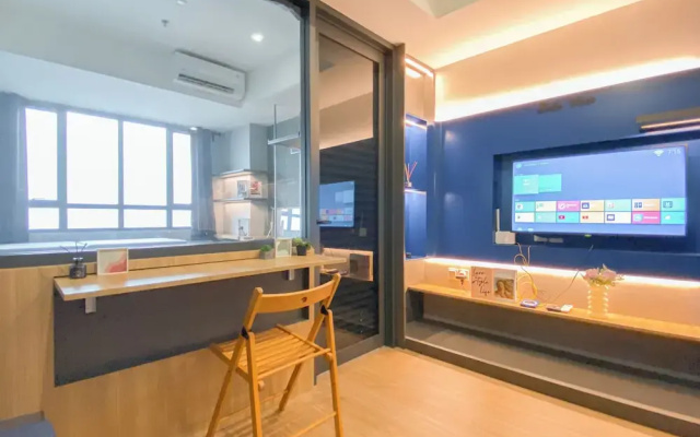 Cozy Living 1Br At Collins Boulevard Apartment
