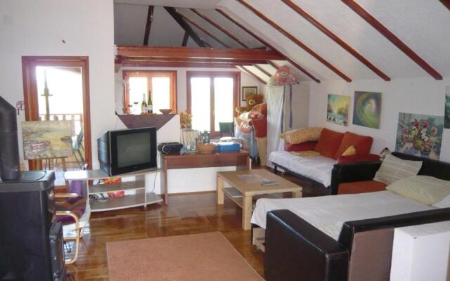 Apartment Studio Mrežnički Brig