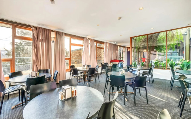 Snowy Valley - Hostel