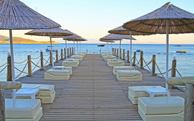 Rexene Resort Hotel & Spa