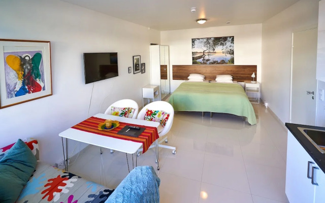 Staylong Hotel