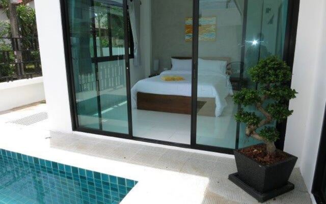 Iris Villa