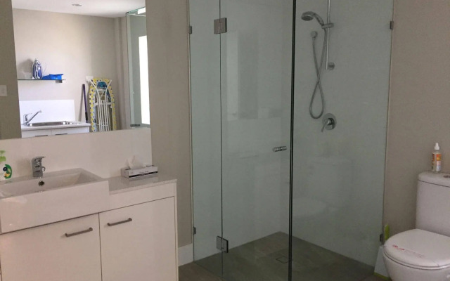 Comfort Hotel Pacific Cleveland