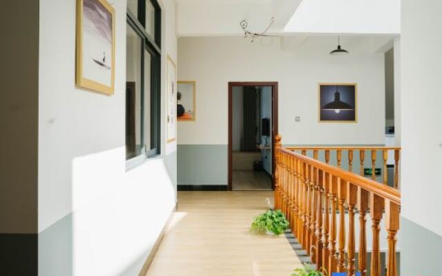 Wuyishan Half Mountain and Half Water (Zen culture theme) Hotel