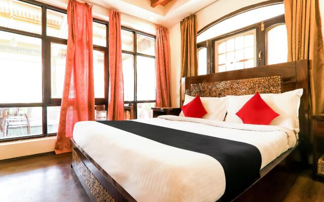 Capital O 44536 Hotel Pc Palace